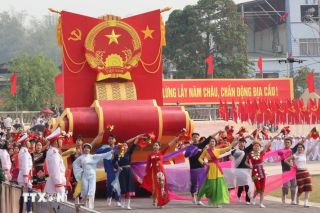 Nghìn quân hùng dũng tổng duyệt diễu binh, diễu hành 70 năm Chiến thắng Điện Biên Phủ
