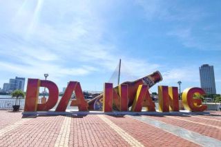 Đà Nẵng: Cần điều chỉnh hình ảnh chai bia nằm trên phố đi bộ