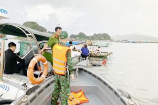 Quảng Ninh: Tàu cá bị chìm trong đêm, 1 ngư dân tử nạn