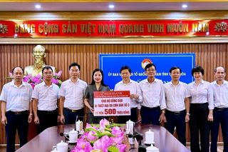 Các chi nhánh Ngân hàng Agribank Thanh Hóa ủng hộ đồng bào bị thiệt hại do bão số 3