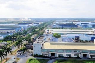 HOSE đình chỉ giao dịch cổ phiếu Tân Tạo (ITA)