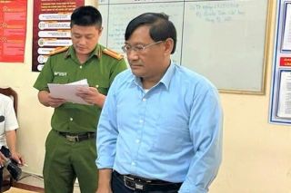 Hòa Bình: Khởi tố một cán bộ Ban Quản lý rừng phòng hộ sông Đà lừa đảo 8 tỷ đồng