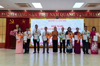 TP Lạng Sơn: Công bố các quyết định về công tác cán bộ