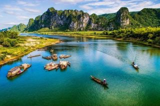 Quảng Bình: Tổng thu từ khách du lịch năm 2024 ước đạt gần 6.000 tỷ đồng