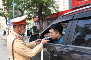 Ngày đầu năm, xử lý hơn 13.500 trường hợp vi phạm giao thông