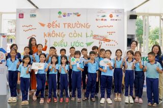 Tri ân 10 năm Dự án "Trang mới cuộc đời" với chủ đề “Đến trường không còn là điều ước”