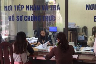 Theo Nghị định số 07, UBND cấp xã, phường được chứng thực các văn bản do nước ngoài cấp
