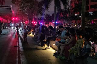 Cháy chung cư Mizuki Park Nam Long, 87 người thoát ra ngoài an toàn