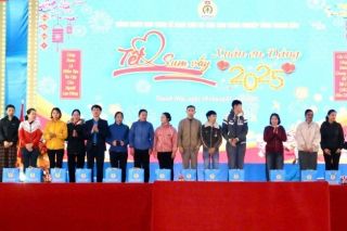Thanh Hóa: “Tết sum vầy - Xuân ơn Đảng” năm 2025 cho người lao động