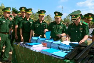 Đoàn công tác Bộ Tư lệnh BĐBP kiểm tra công tác huấn luyện sẵn sàng chiến đấu và quản lý biên giới tại Long An