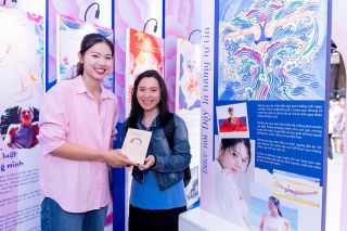 Dove ra mắt sách “Thân phận không phải số phận: Tuyển tập Tự mình viết lại số phận mình”