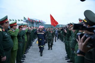 Cán bộ, chiến sĩ Công an Nhân dân Việt Nam lên đường làm nhiệm vụ cứu hộ tại Myanmar