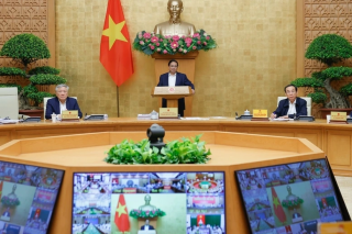 Khẩn trương hoàn thiện hồ sơ trình Quốc hội về sáp nhập tỉnh