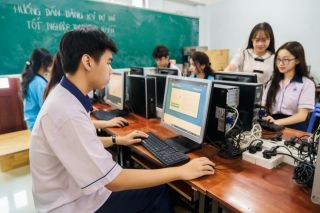 Hôm nay, thí sinh bắt đầu thử đăng ký dự thi tốt nghiệp THPT 2025