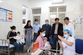 Hà Nội: Triển khai tiêm chủng vắc xin phòng, chống dịch sởi đợt 3