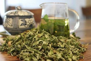 Một loại lá cây dân dã mọc quanh năm ở Việt Nam, nổi bật với nhiều lợi ích cho sức khỏe