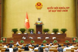 Hôm nay, Quốc hội nghe và thảo luận 4 Luật và Nghị quyết sửa đổi, bổ sung một số điều của Hiến pháp
