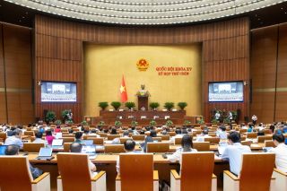Hôm nay, Quốc hội nghe, thảo luận 4 Nghị quyết, 2 dự án Luật