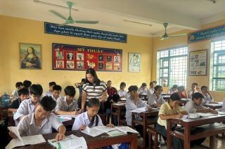 Thanh Hóa: Kết luận về chủ trương giao ký hợp đồng lao động làm giáo viên