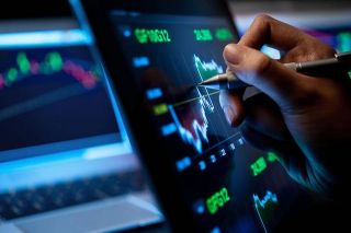 VN-Index hôm nay: Nhà đầu tư lưu ý cổ phiếu trung hạn