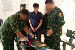 Đồn Biên phòng cửa khẩu Mỹ Quý Tây bắt giữ đối tượng tàng trữ trái phép chất ma túy