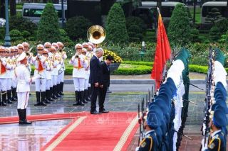 Chủ tịch nước Lương Cường chủ trì lễ đón Tổng thống Lithuania thăm chính thức Việt Nam