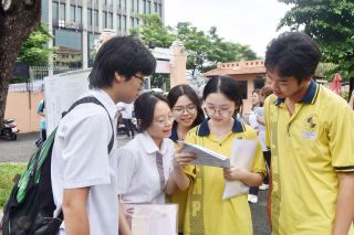 Chấm thi tốt nghiệp THPT 2025 như thế nào trong bối cảnh sáp nhập địa giới hành chính?