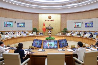 Thủ tướng yêu cầu kiên định mục tiêu, thực hiện '3 tăng tốc'