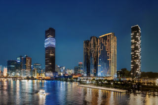 Thị trường bất động sản 2025: Hà Nội giữ nhịp ổn định, TP.HCM tăng tốc mạnh mẽ