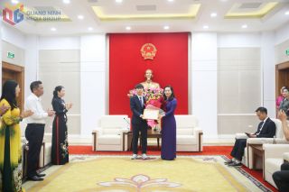 Quảng Ninh thưởng 400 triệu đồng cho học sinh đạt Huy chương Đồng kỳ thi Olympic Tin học Quốc tế
