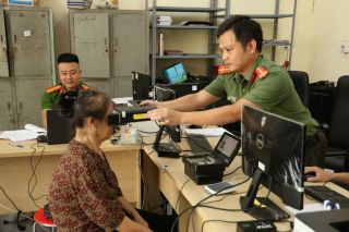 Bắc Ninh: Đổi thẻ đảng viên trên nền tảng dữ liệu dân cư