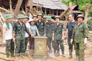 Nghệ An: Phát hiện 21 két sắt trong quá trình khắc phục hậu quả lũ tại Mỹ Lý