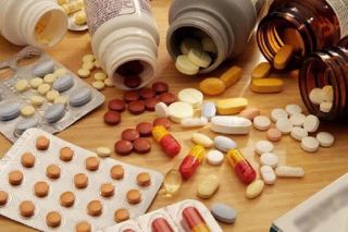 Siết chặt quản lý dược phẩm: Hàng loạt chỉ đạo khẩn cấp nhằm đẩy lùi thuốc giả, thuốc lậu
