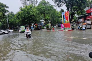 Dự báo thời tiết hôm nay ngày 28/8: Khu vực Bắc Bộ mưa dông rải rác, Nam Bộ mưa rào về chiều tối