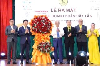 Ông Nguyễn Quang Vinh giữ chức Chủ tịch Hiệp hội Doanh nhân Đắk Lắk