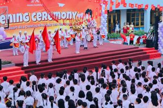 Hàng triệu học sinh trên cả nước nô nức khai giảng năm học mới 2025-2026