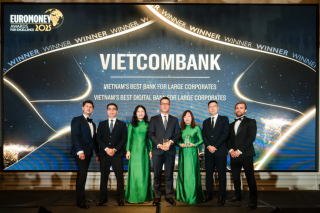 Vietcombank nhận cú đúp giải thưởng Euromoney 2025 về dịch vụ ngân hàng bán buôn