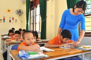 Nghệ An triển khai phụ cấp ưu đãi cho giáo viên dạy học sinh khuyết tật