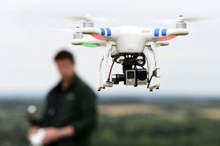Cần siết chặt quản lý flycam: Bộ Công an đề xuất người dùng phải đăng ký và thi lấy giấy phép