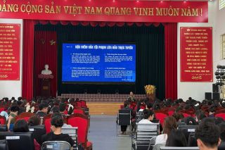 Tuyên truyền Luật An ninh mạng và phòng, chống lừa đảo trực tuyến cho hơn 1.000 tân sinh viên tại Lào Cai