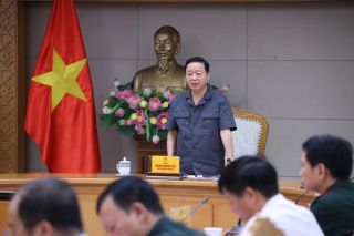 Phó Thủ tướng Trần Hồng Hà: Chủ động tuyệt đối, ứng phó khẩn cấp với bão số 10