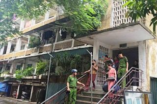 Nghệ An di dời hàng nghìn người dân ra khỏi khu tập thể cũ để phòng tránh bão số 10