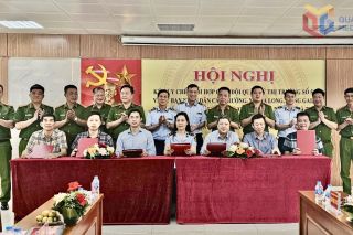 Chi cục QLTT Quảng Ninh ký kết Quy chế phối hợp đấu tranh chống buôn lậu, gian lận thương mại và hàng giả