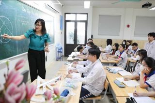 Bão số 11 suy yếu, các trường ở Hà Nội tự quyết định hình thức dạy học phù hợp