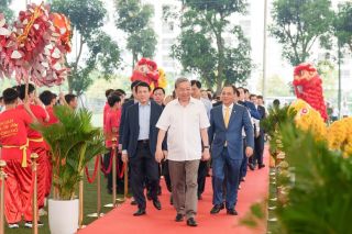 Tổng Bí thư Tô Lâm dự lễ khởi công xây dựng sân vận động tiên tiến hàng đầu thế giới