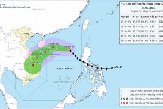 Bão số 12 đã vào Biển Đông, hướng di chuyển về Trung Trung Bộ