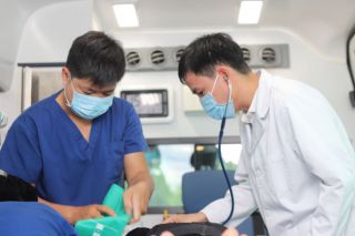 Kích hoạt cấp cứu ngoại viện trong đêm, cứu sống bệnh nhân nguy kịch trên đảo Phú Quốc