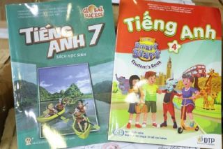 Triệt phá đường dây sách giả quy mô lớn tại Hà Nội, khởi tố 6 bị can