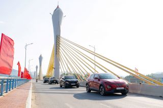 VinFast VF 6 hút khách dịp cuối năm: Giá lăn bánh rẻ hơn A-SUV, chạy cả vạn km với chi phí 0 đồng