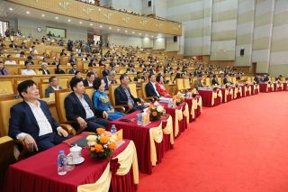 Khai mạc kỳ họp thứ 34, HĐND tỉnh Hưng Yên Khóa XVII